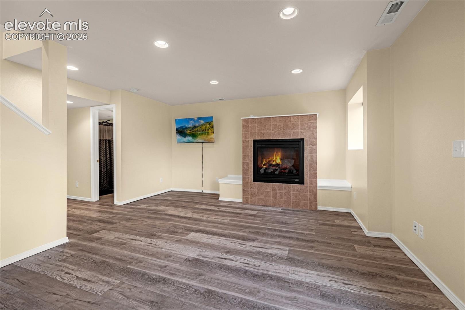 Listing photo 27 for 15628 Dawson Creek Drive
