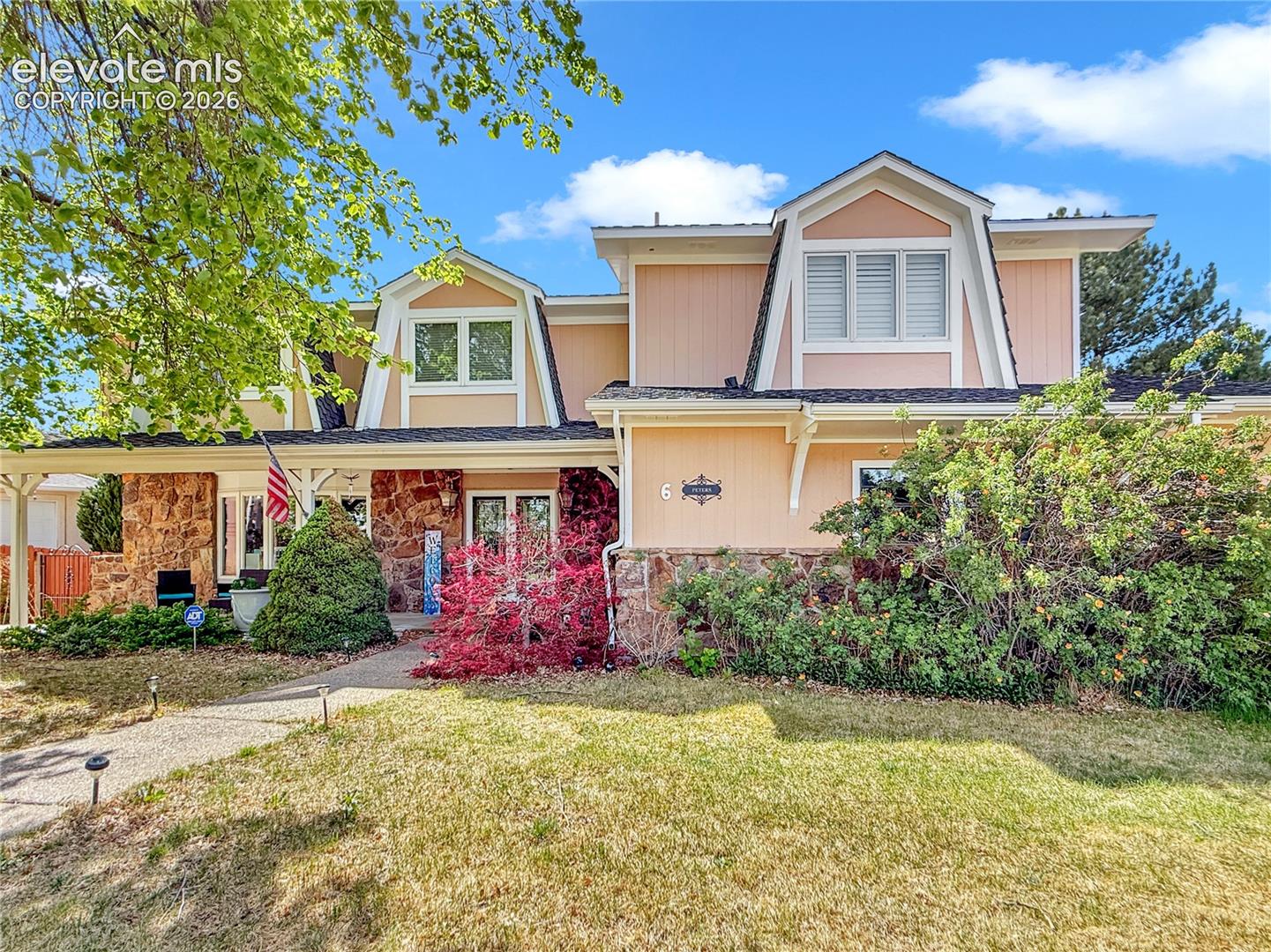 6 Hastings Drive