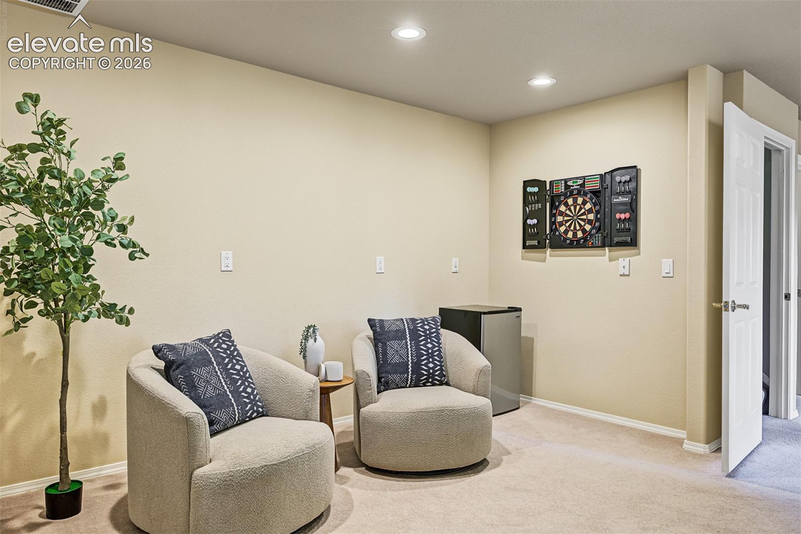Listing photo 29 for 3530 Twisted Oak Circle
