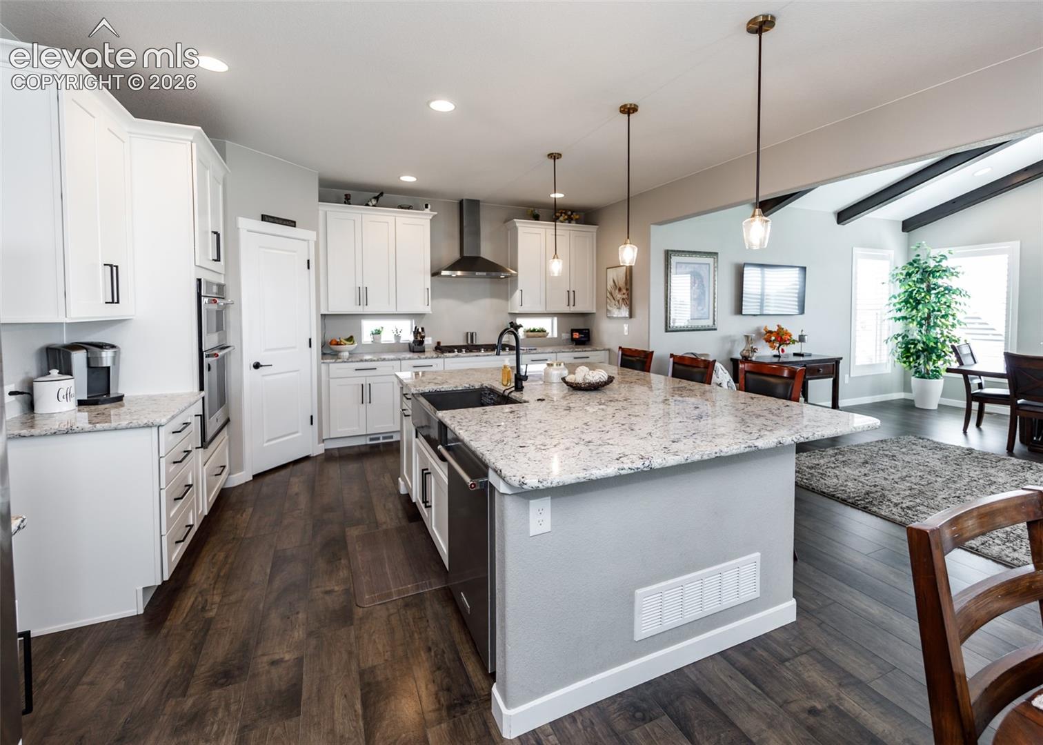 Listing photo 16 for 2363 Merlot Drive