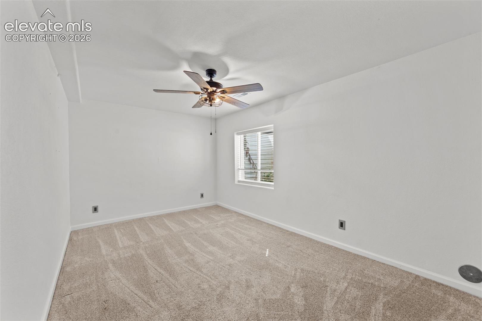 Listing photo 24 for 11095 Falling Star Road