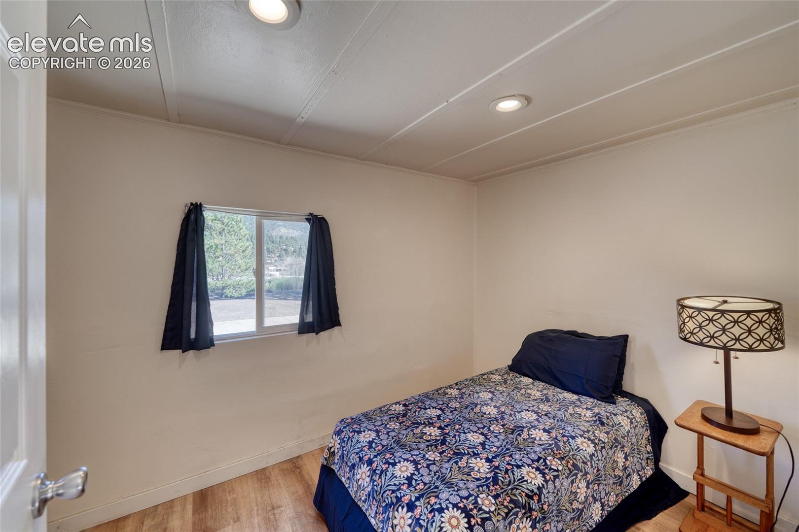 Listing photo 31 for 1867 Woodland Avenue
