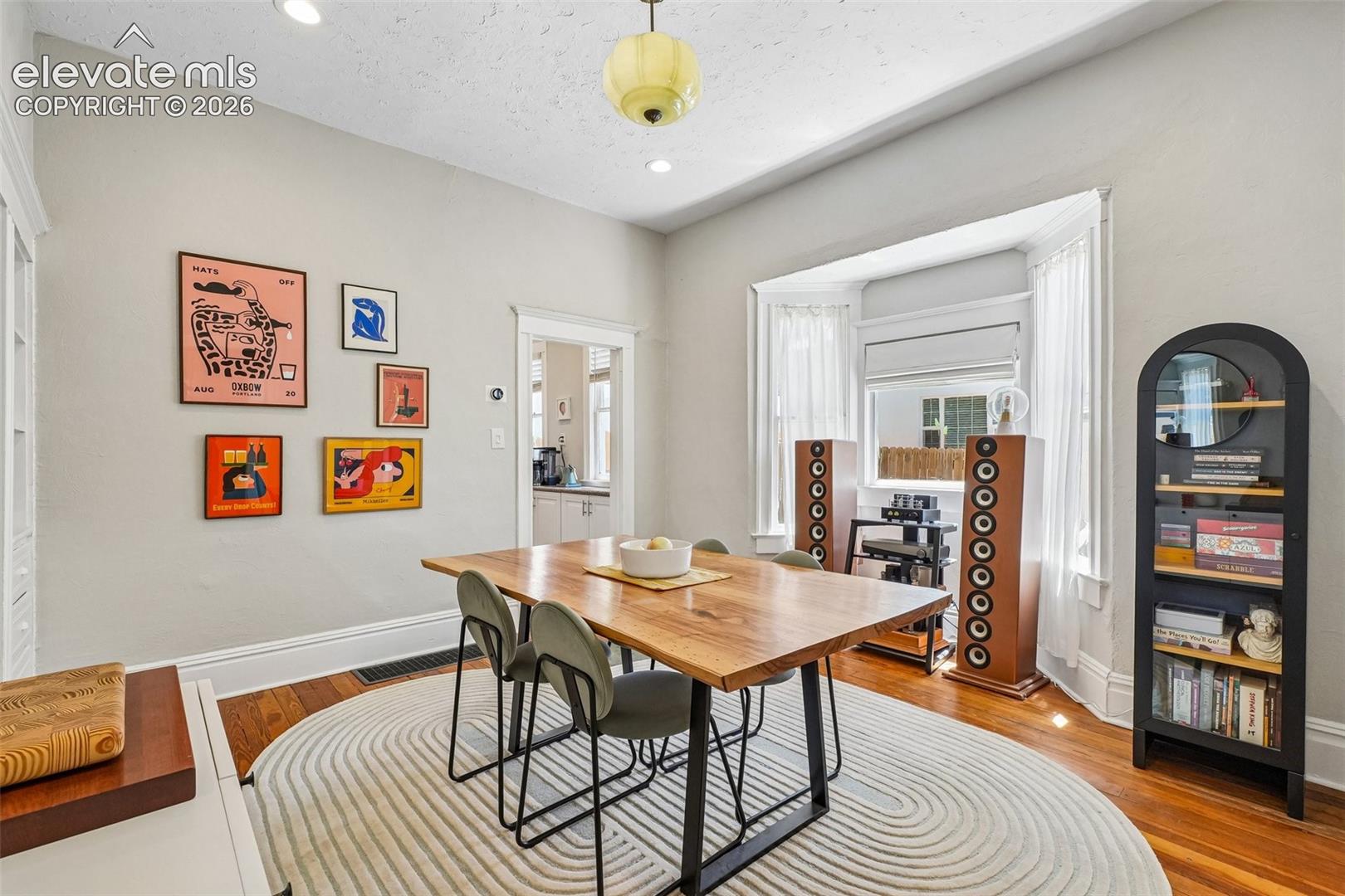 Listing photo 17 for 2118 W Colorado Avenue