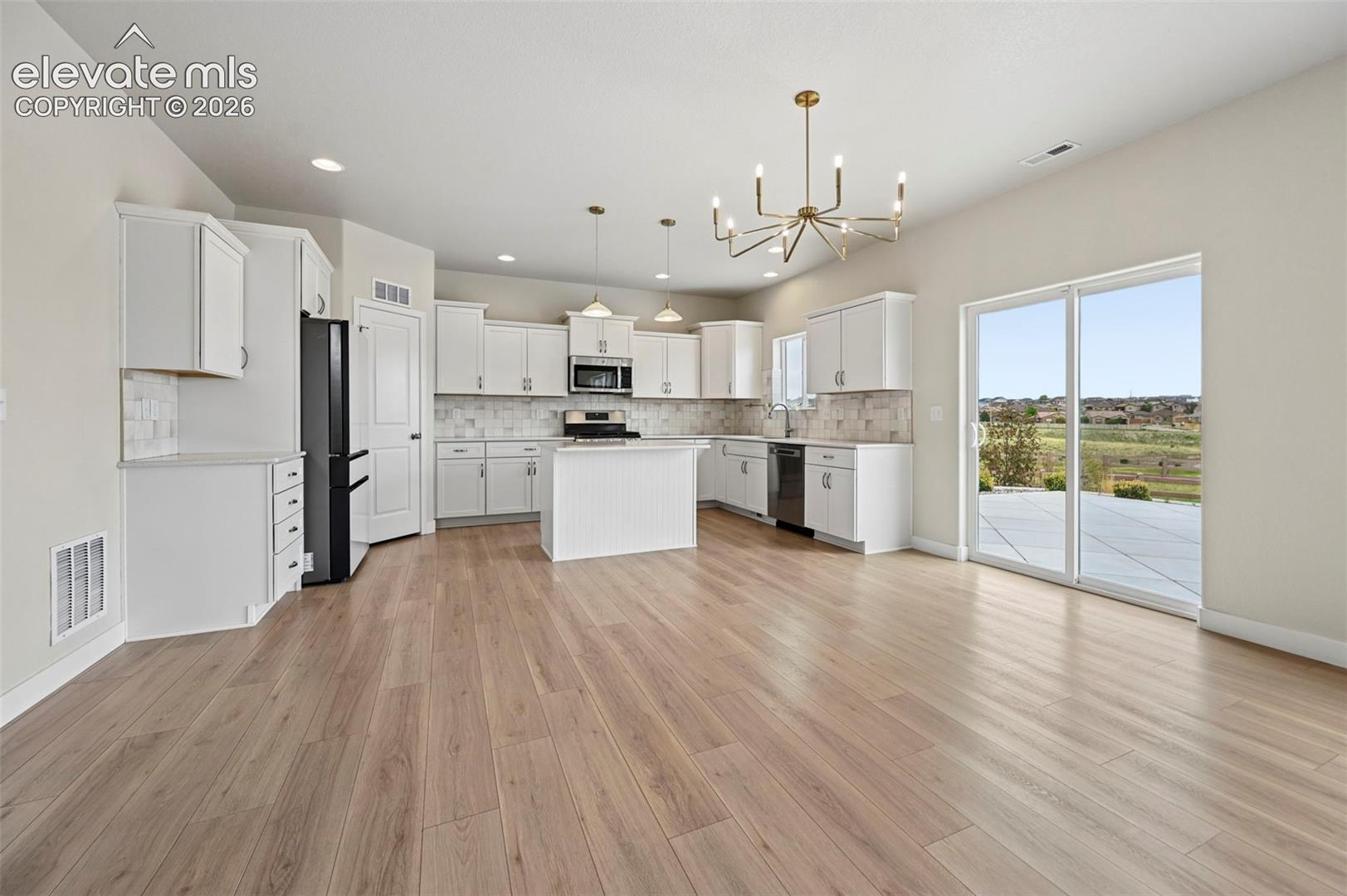 6007 Wendy Stream Way, photo 12