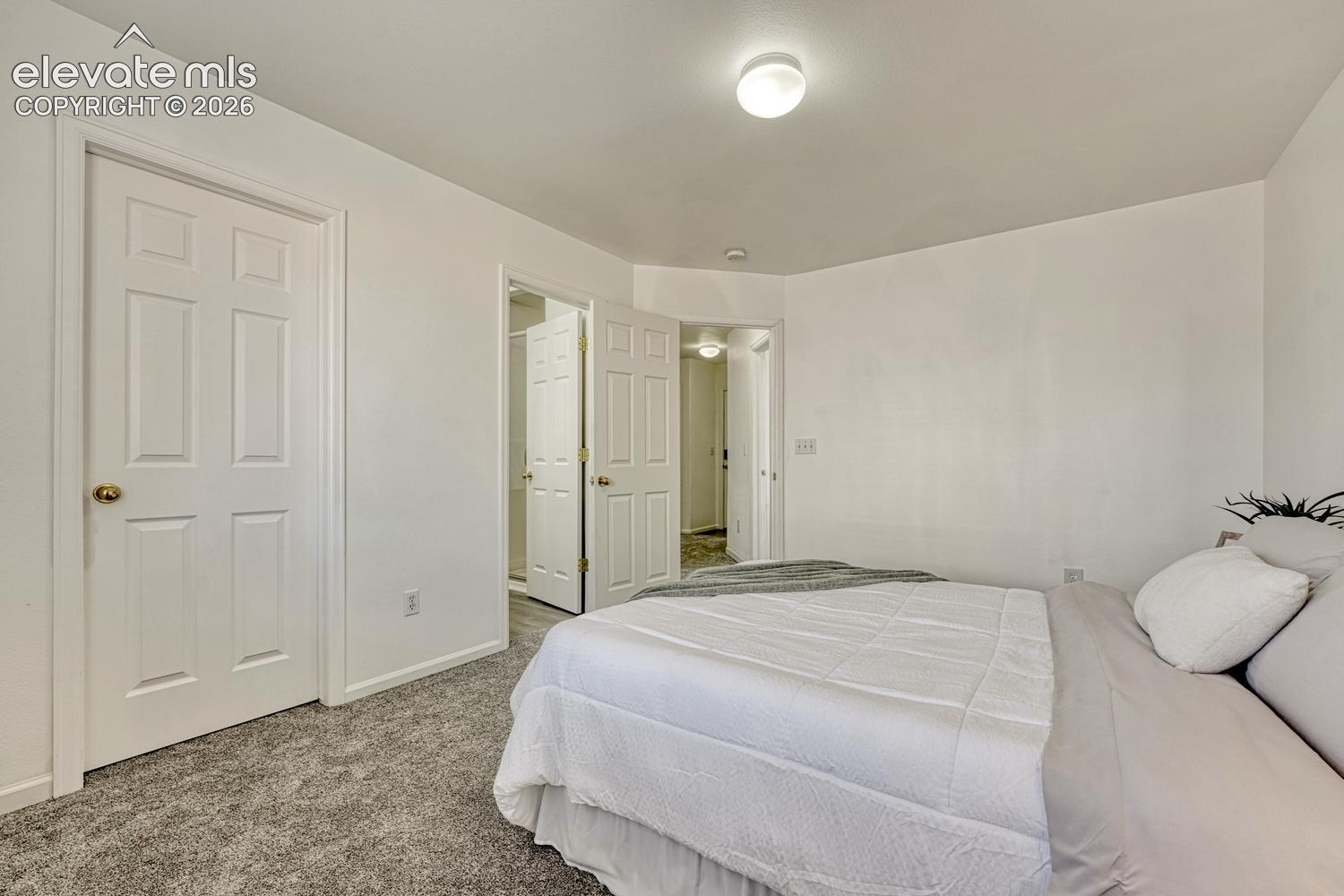 Listing photo 26 for 1120 Lords Hill Drive