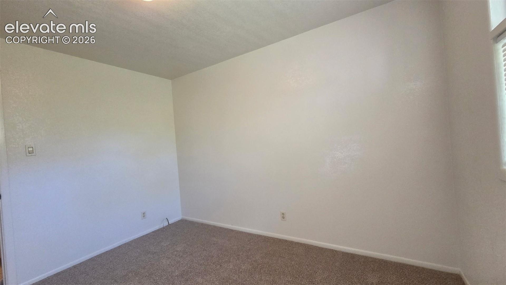 Listing photo 13 for 26 Caledonia Road