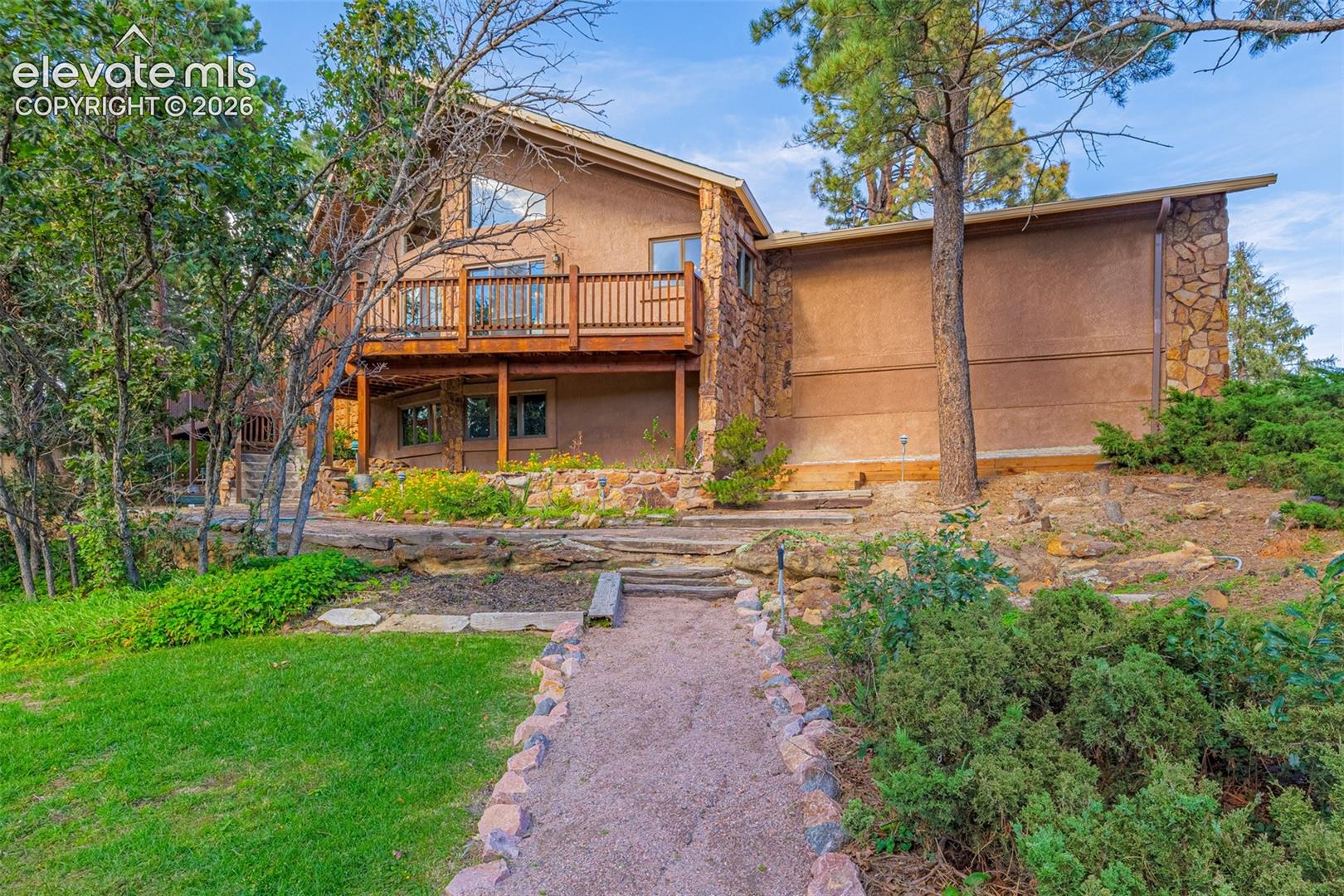 Listing photo 2 for 3510 David Lane