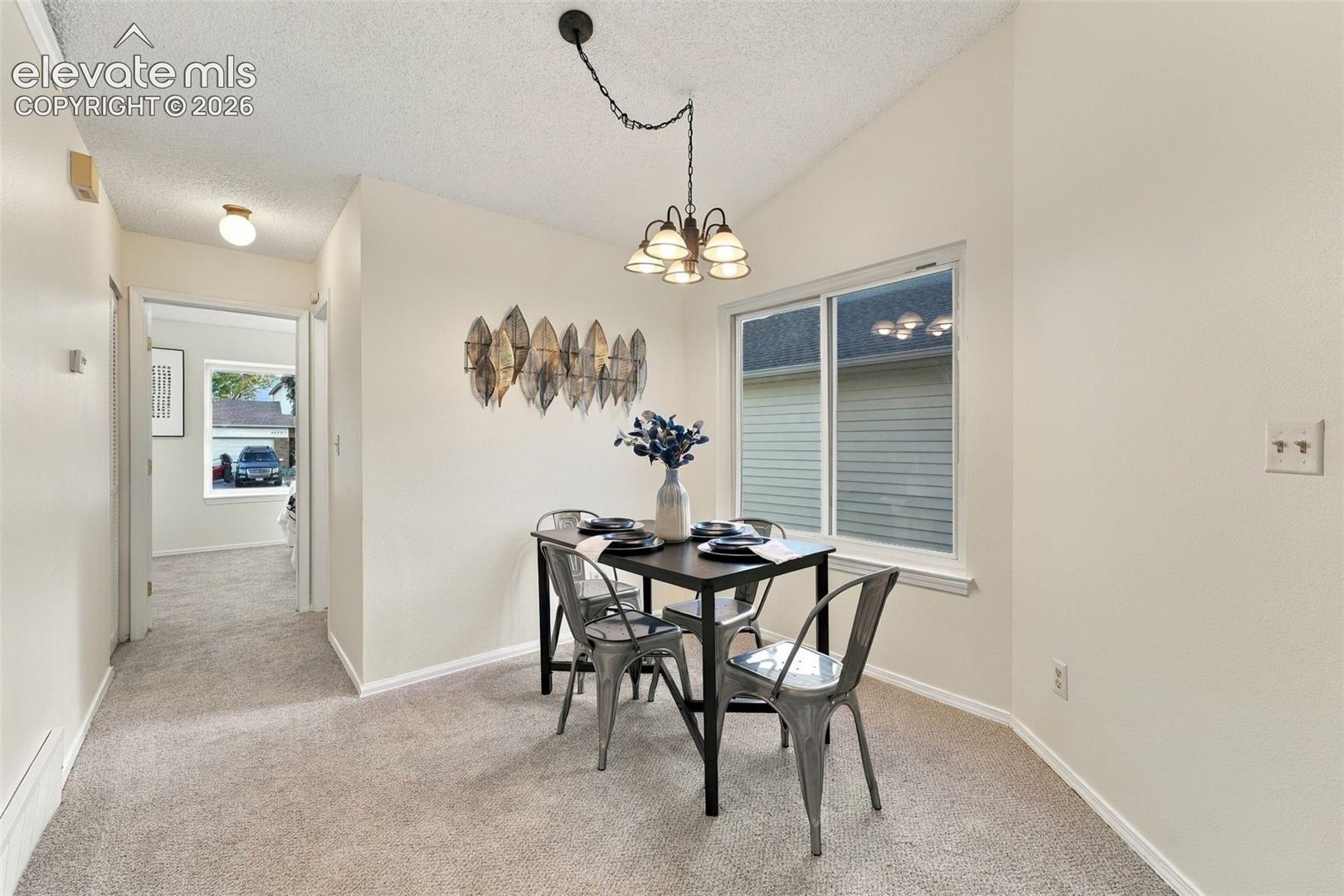 Listing photo 18 for 6430 Lonsdale Drive