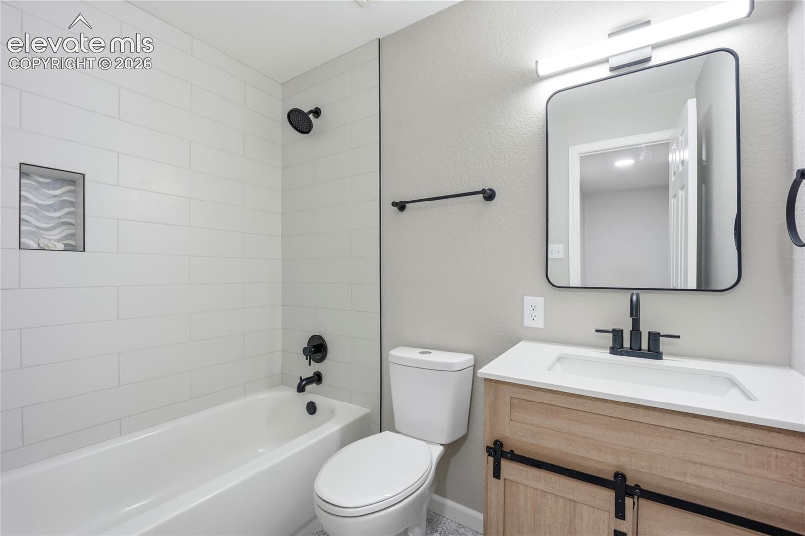 Listing photo 32 for 84 W Bonanza Drive