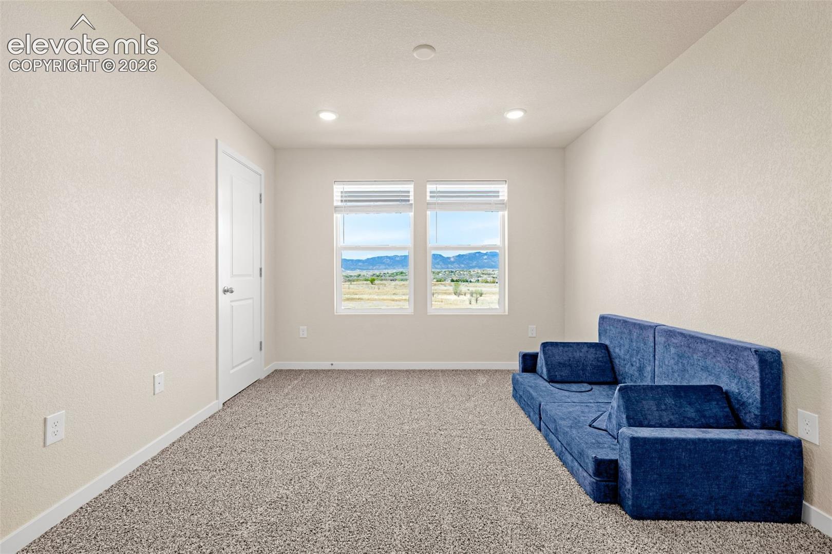 Listing photo 16 for 9762 Treasurevault Trail