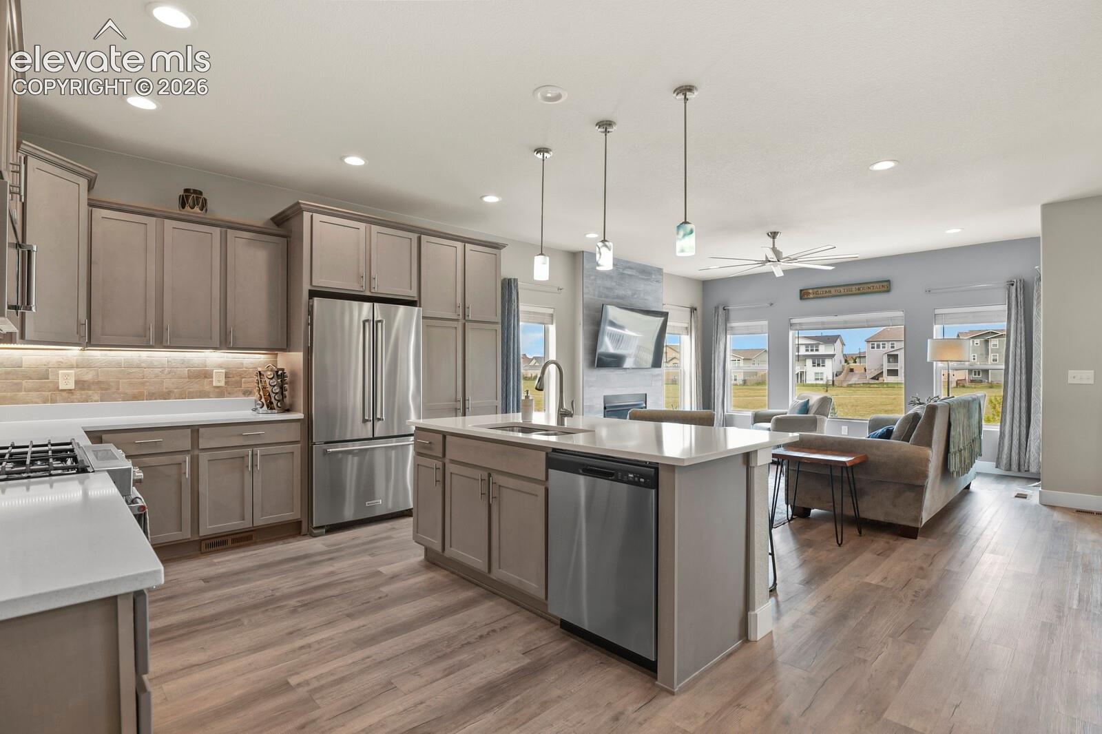 Listing photo 8 for 12732 Enclave Scenic Drive