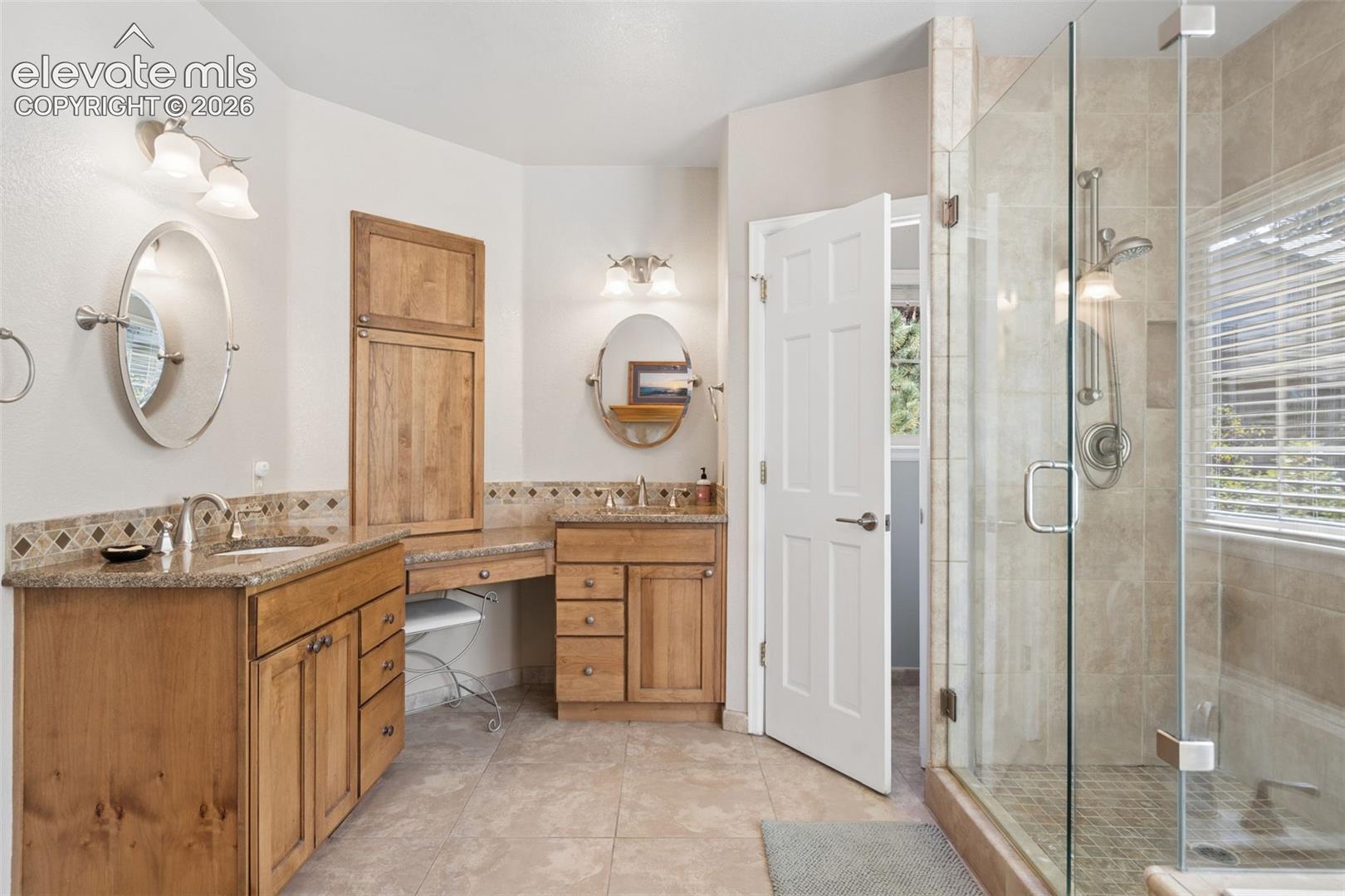 Listing photo 24 for 5830 Broadmoor Bluffs Drive