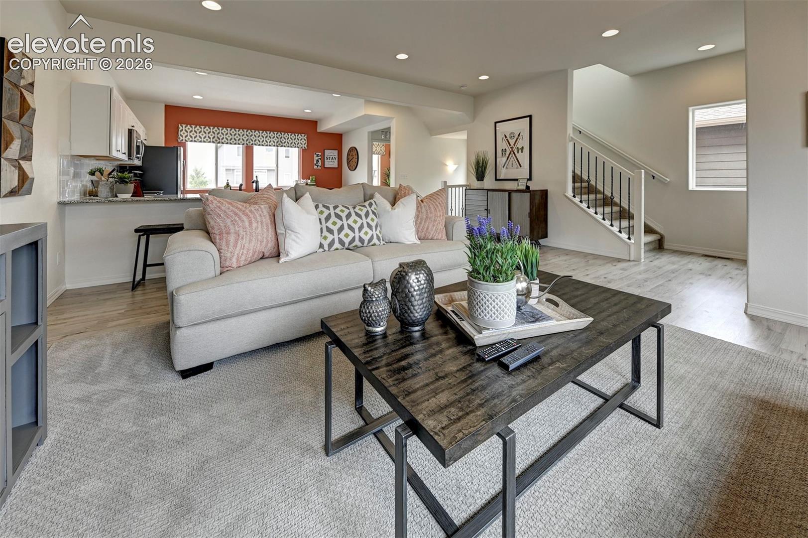 1827 Wildland Heights, photo 2