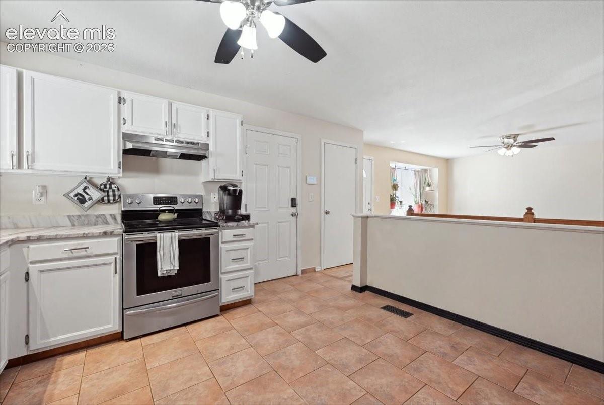 Listing photo 15 for 4254 Halstead Circle