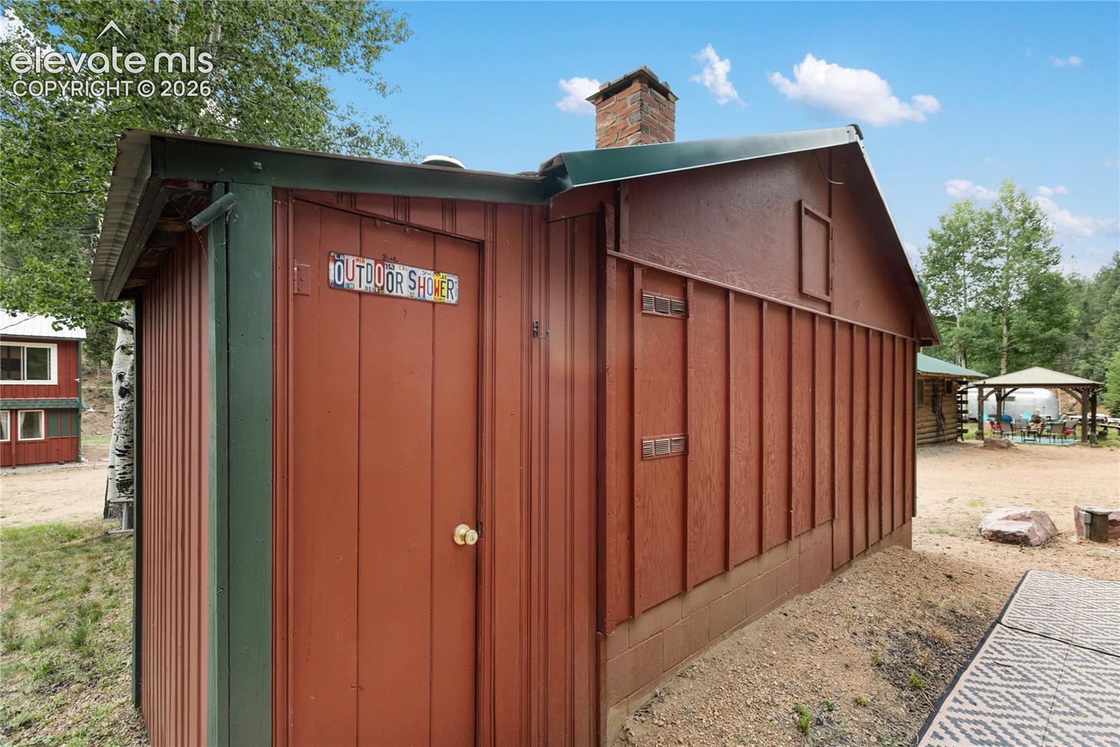 Listing photo 49 for 3912 Trout Creek Road
