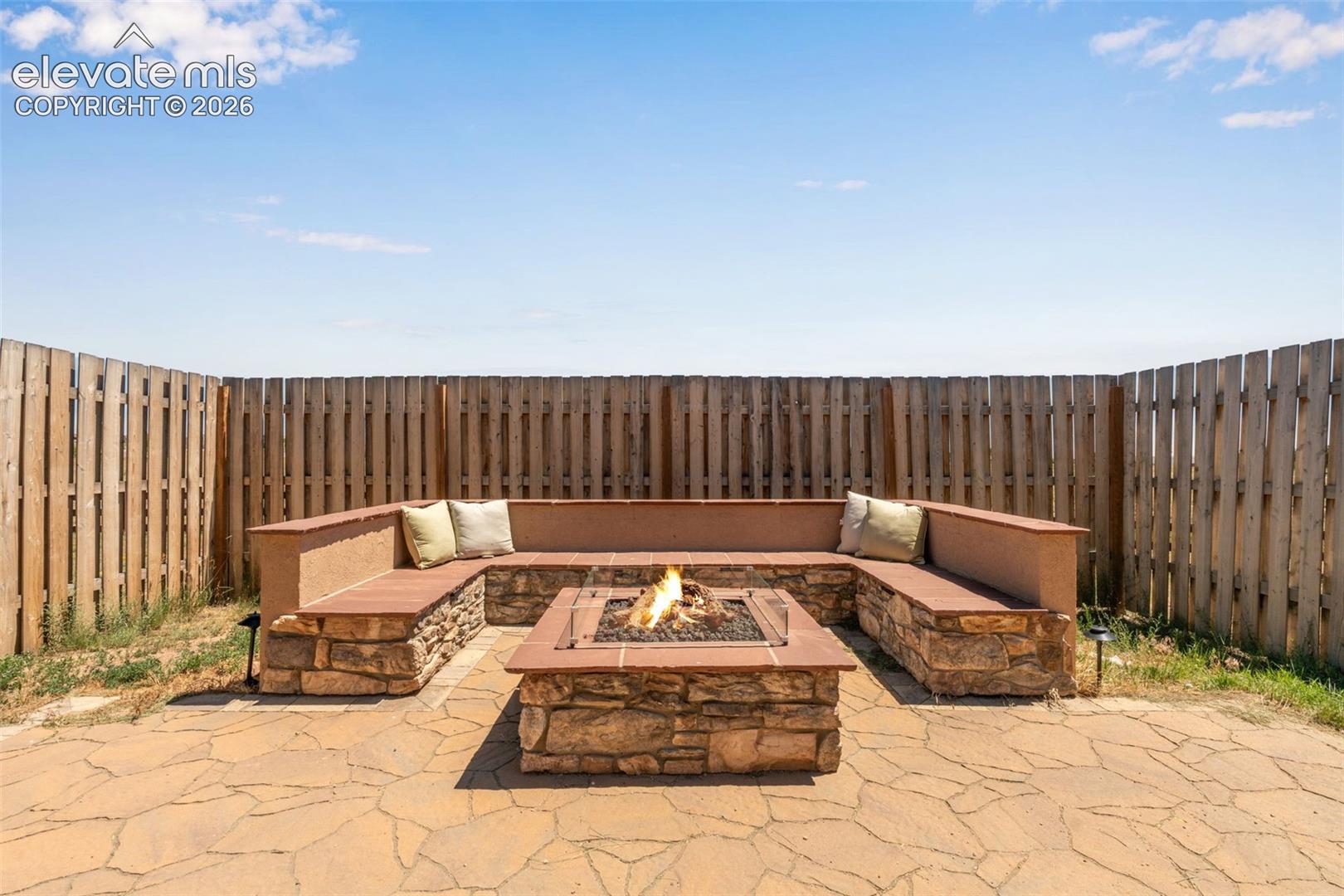 Listing photo 30 for 11263 Foxwell Way