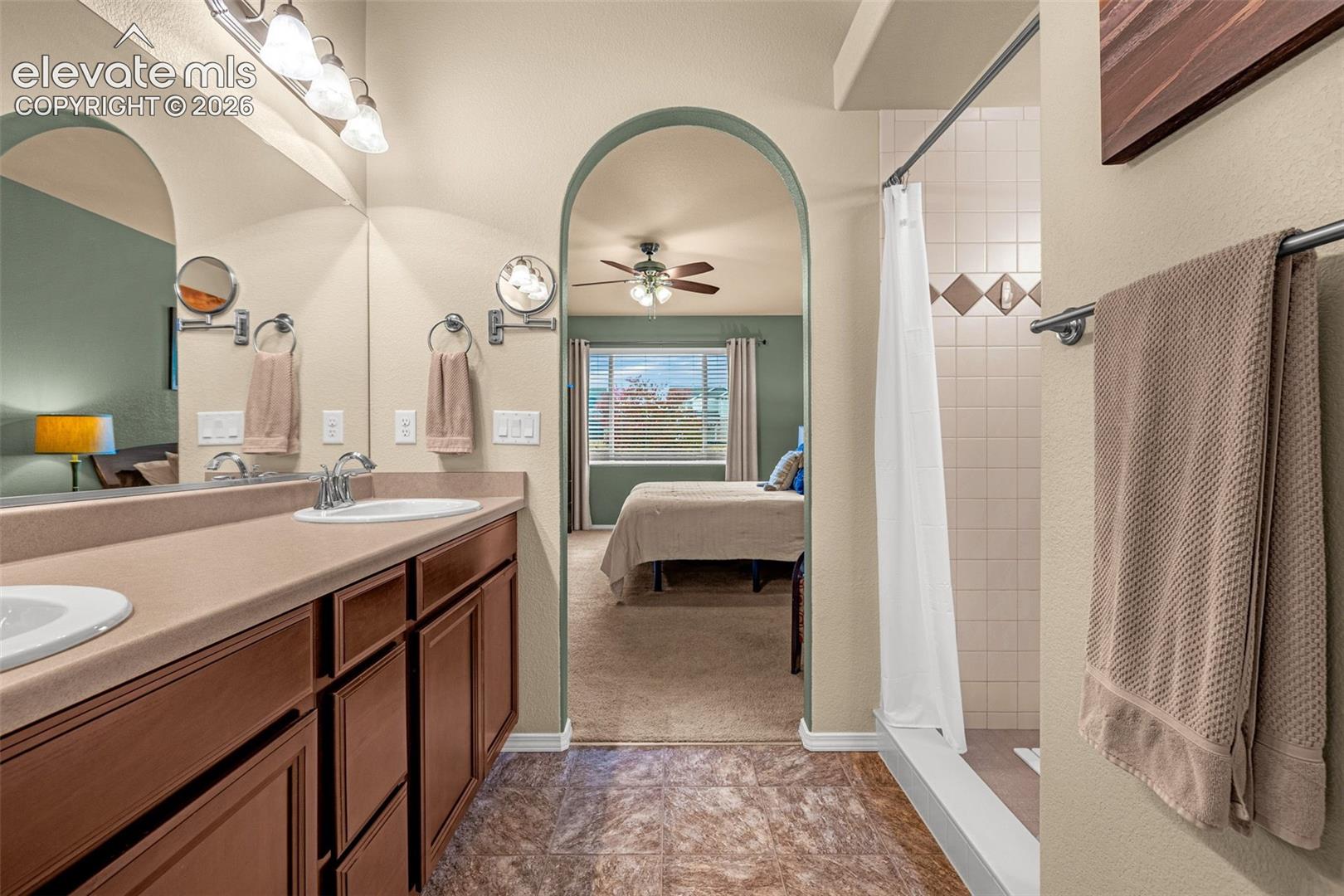 Listing photo 20 for 10638 Mt Emerald Drive
