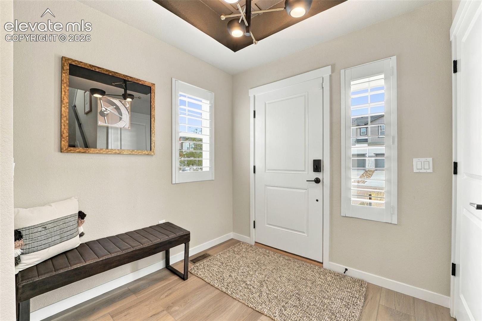 Listing photo 8 for 6954 Knapp Drive