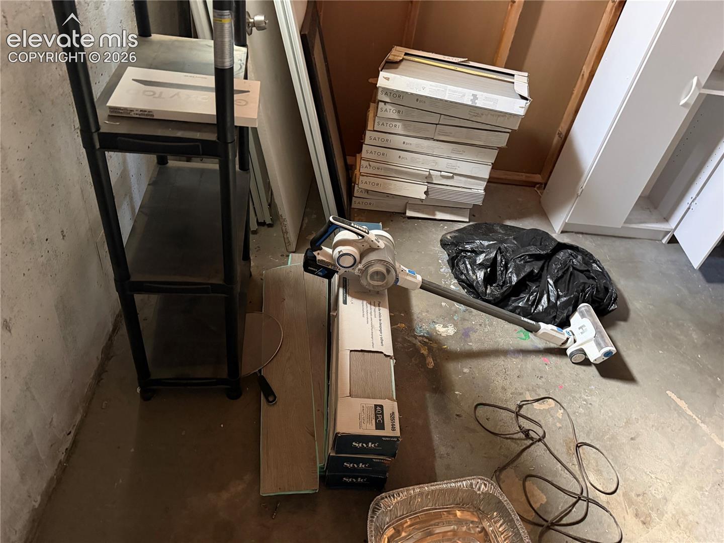 1227 Royale Drive, photo 21