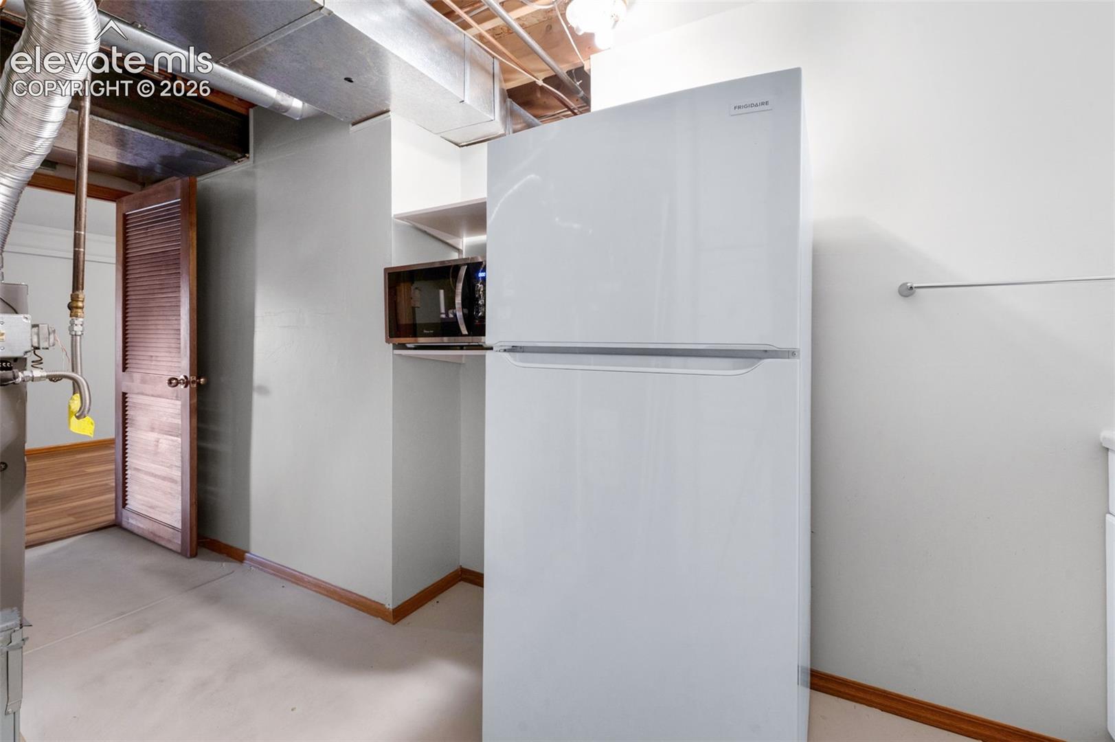 5210 Whip Trail, photo 41