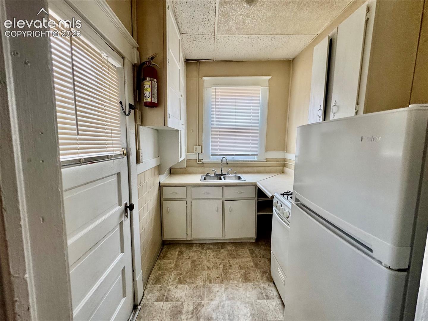 Listing photo 15 for 204 W 15th Street