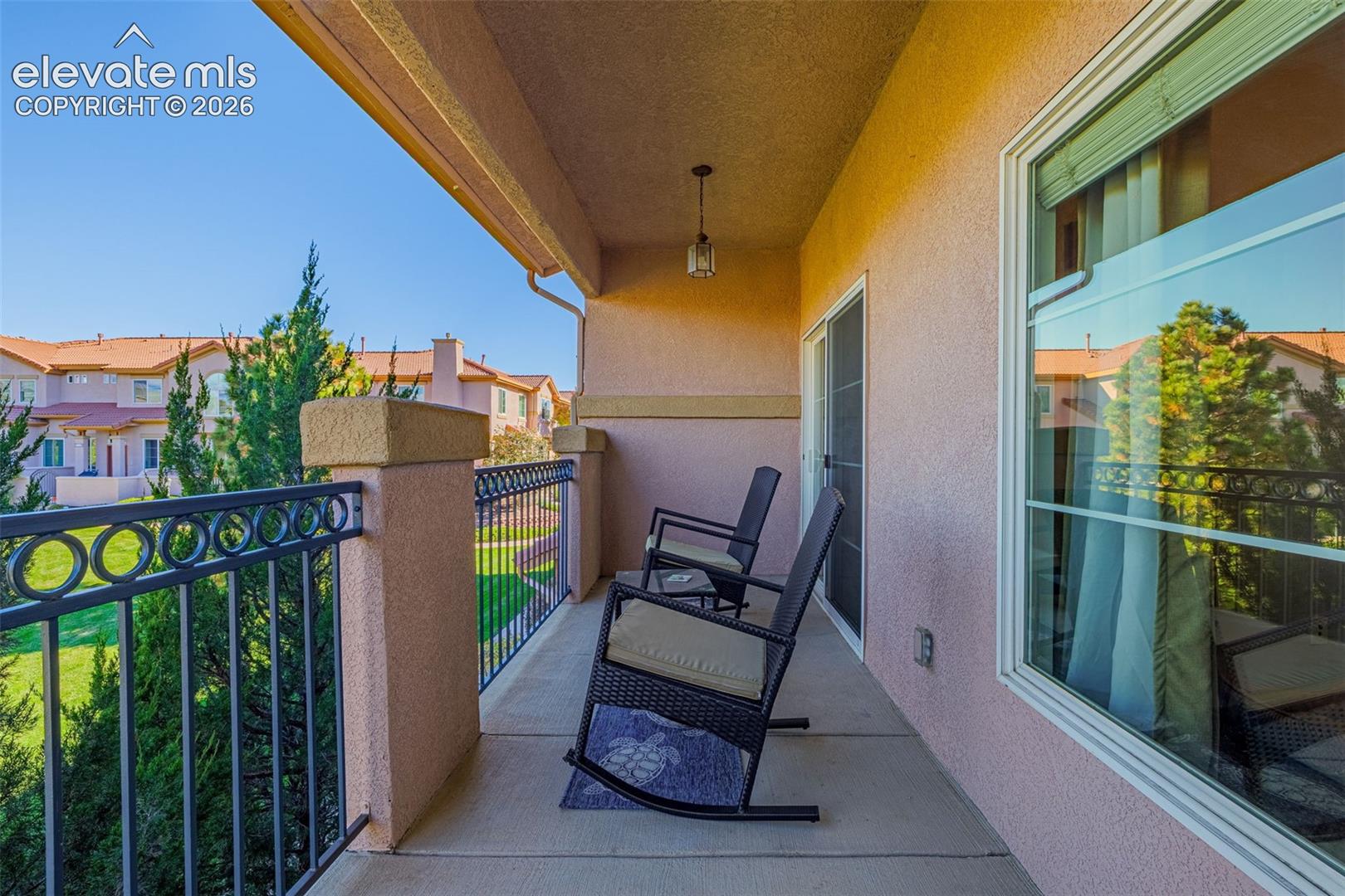 Listing photo 22 for 7086 Sand Crest View