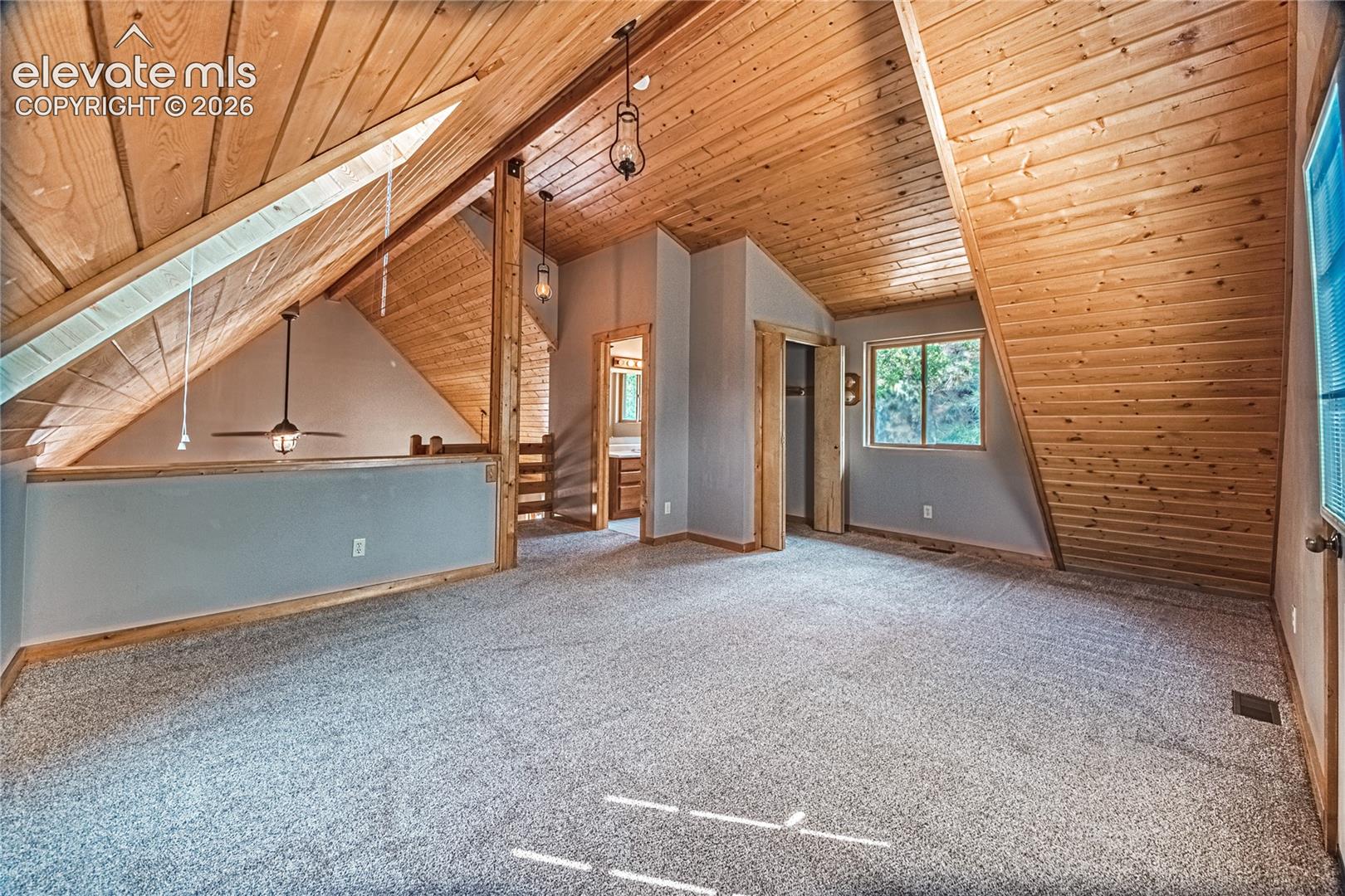 10668 Highway 24, photo 15