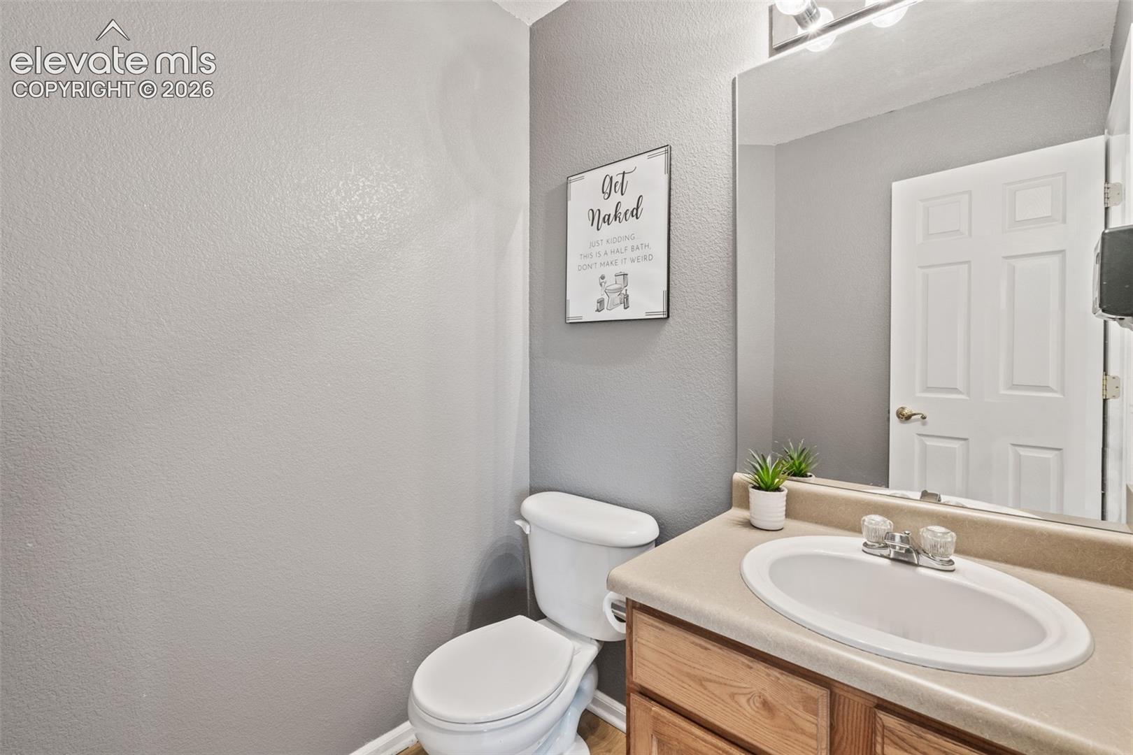 Listing photo 6 for 12219 St Annes Road