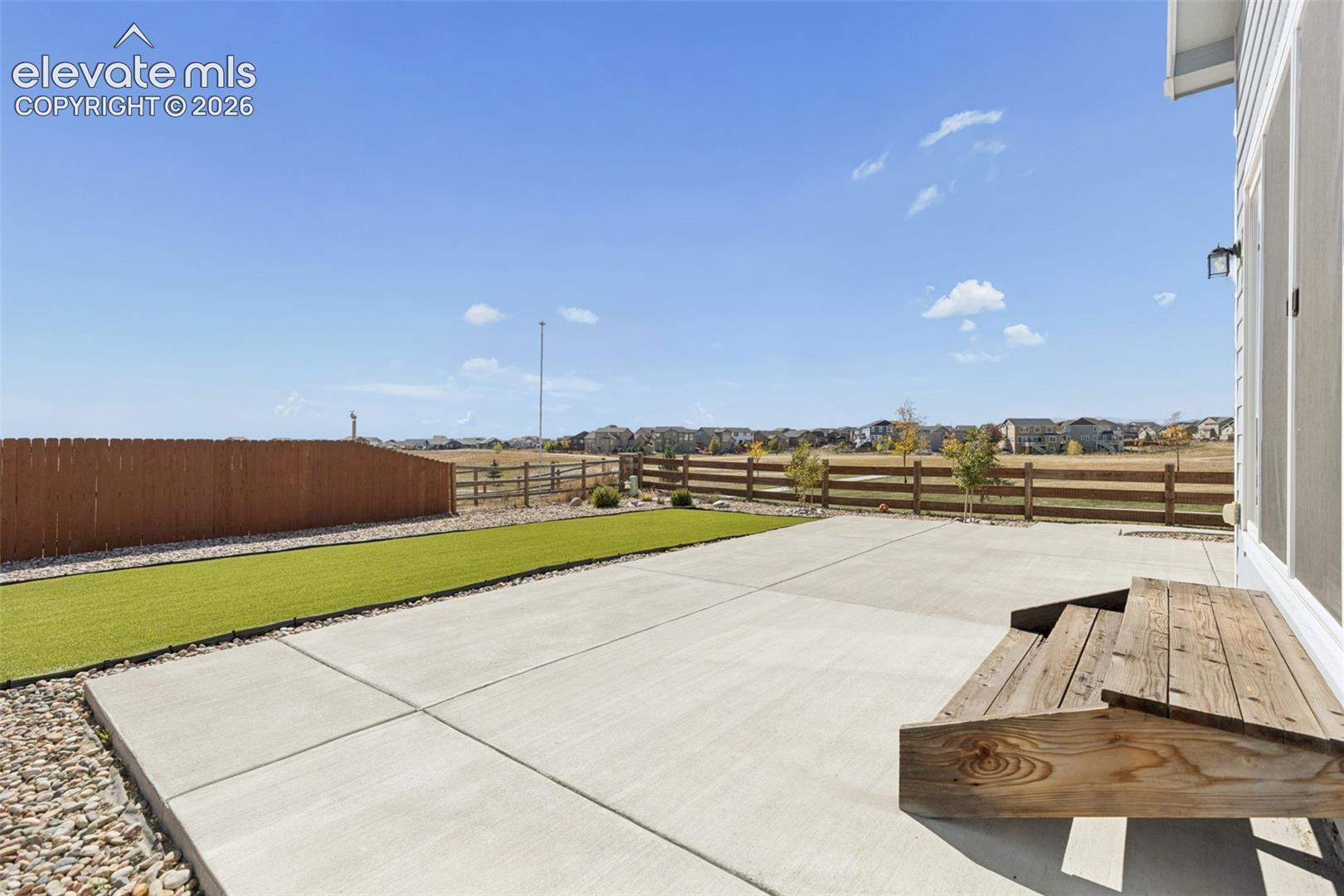 Listing photo 27 for 13107 Parkland Drive