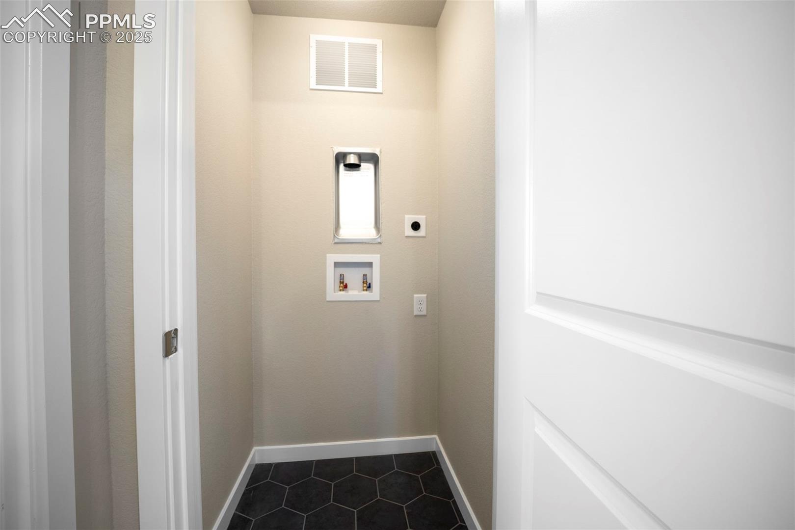 9258 Kurie Mine Lane, photo 38