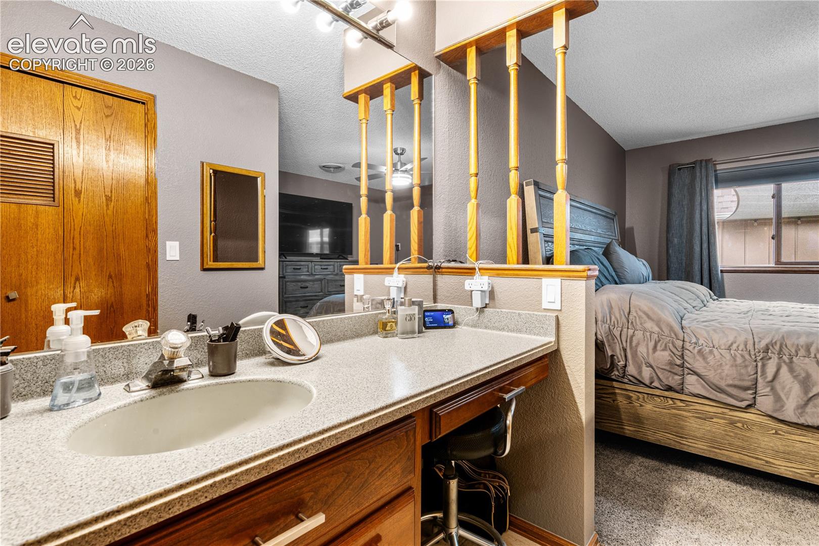 Listing photo 12 for 2106 Chautard Drive B