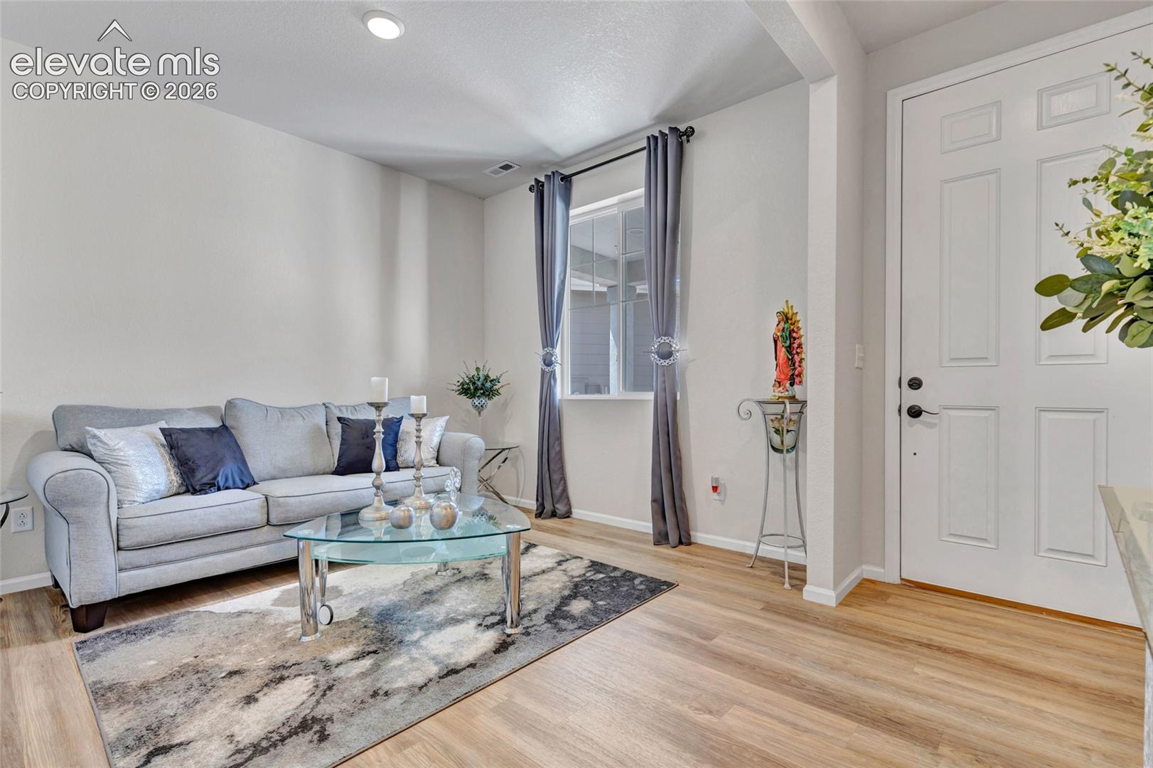 Listing photo 8 for 3434 Bella Luna Drive
