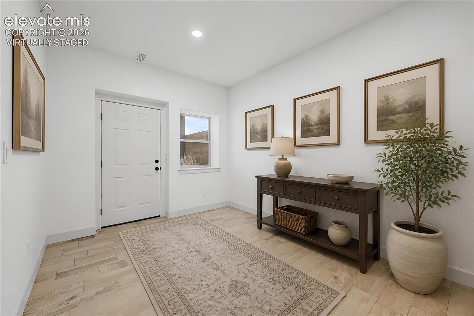 Listing photo 32 for 1015 Locklin Way