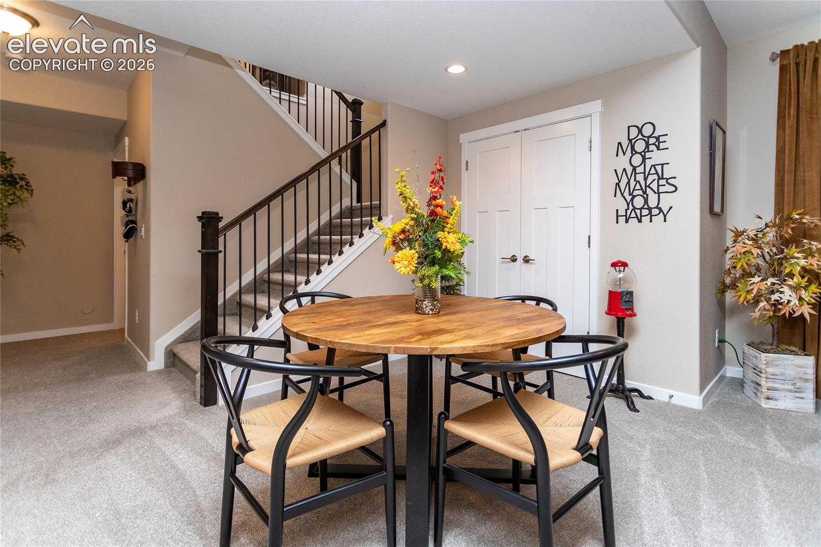 Listing photo 17 for 6340 Harney Drive