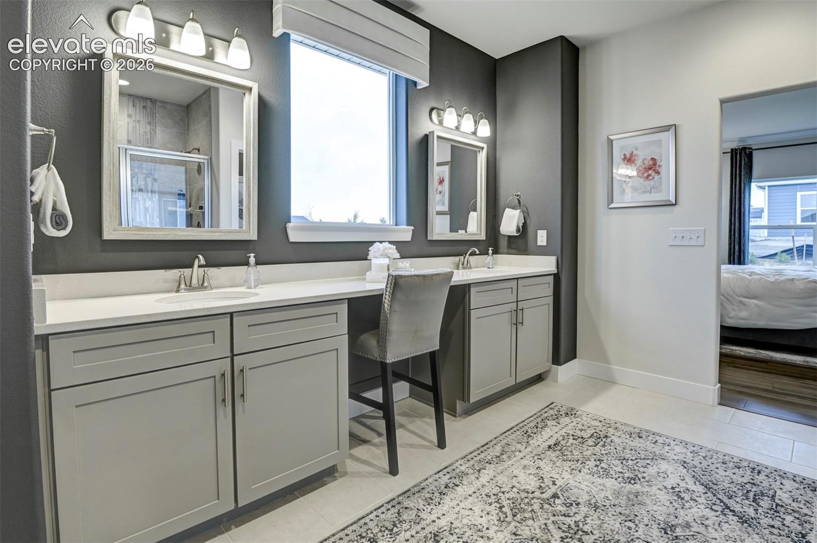 Listing photo 22 for 9685 Warrick Street