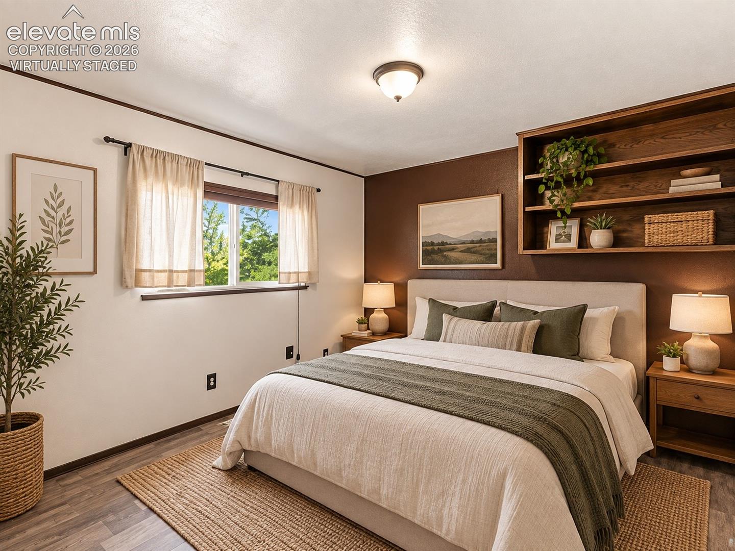 Listing photo 6 for 540 Starlite Drive