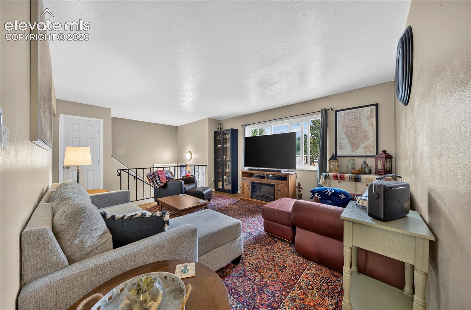 Listing photo 5 for 45 Watson Boulevard