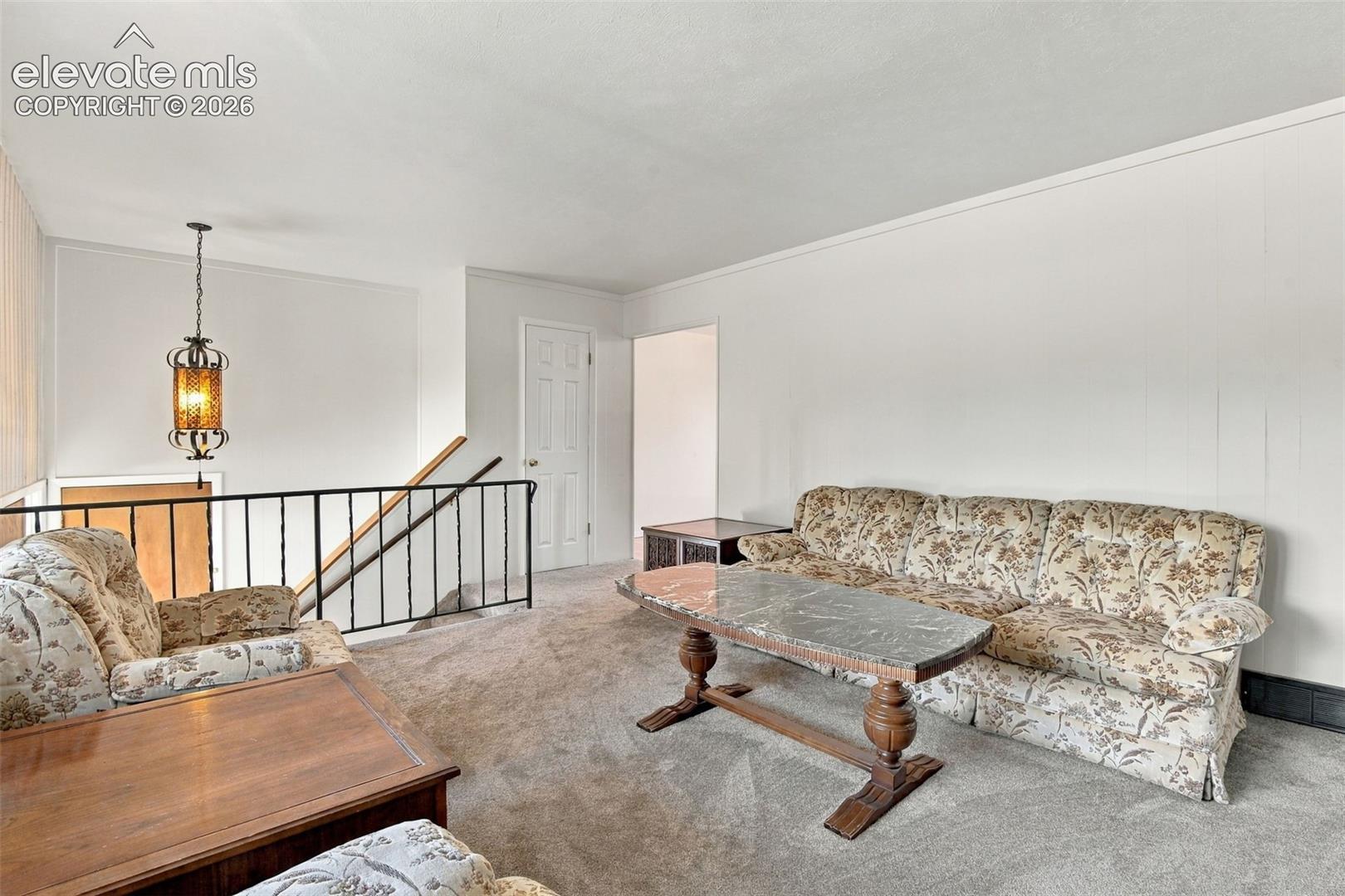 Listing photo 14 for 319 Fairfax Street