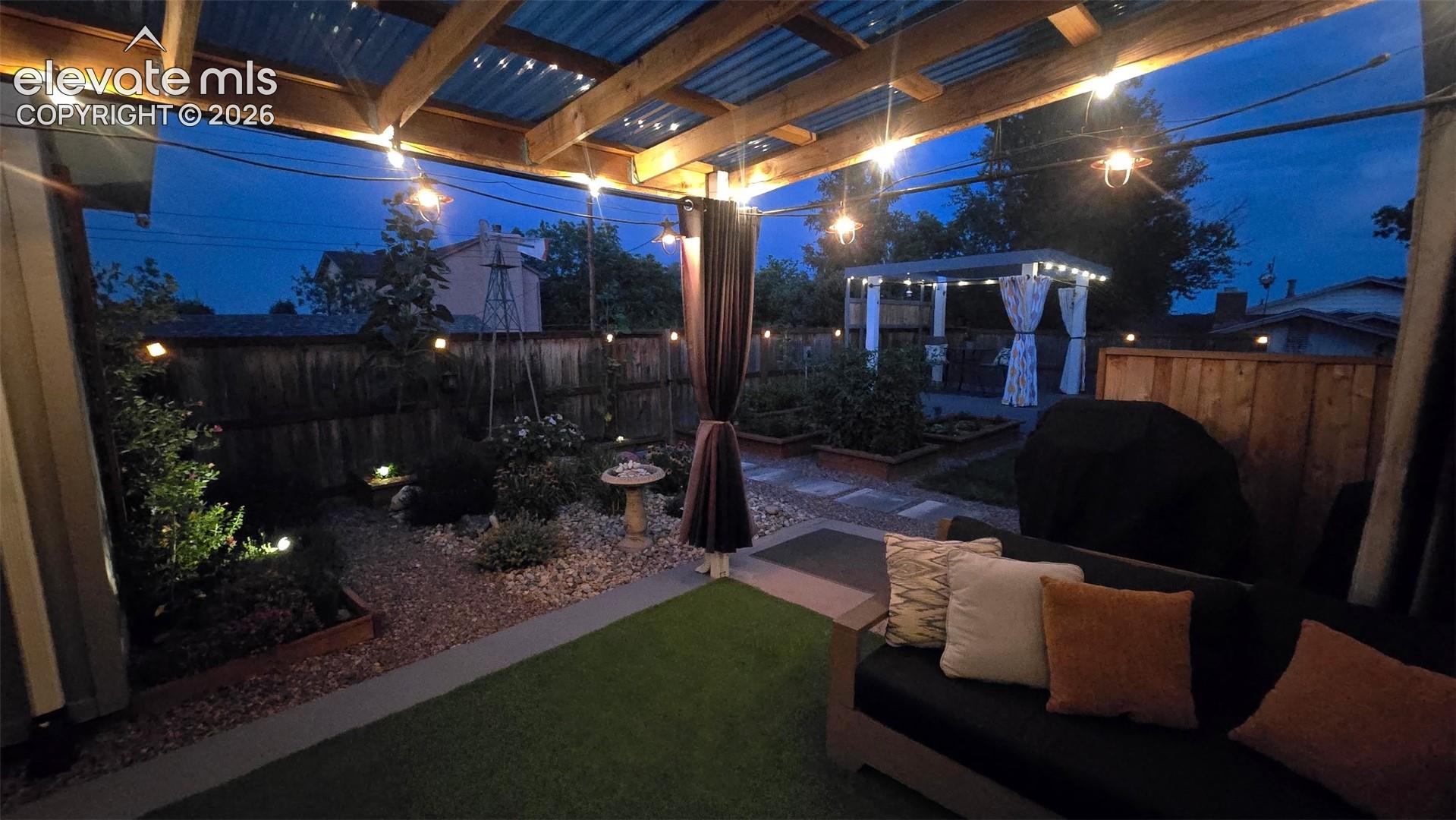 601 Crestridge Avenue, photo 38