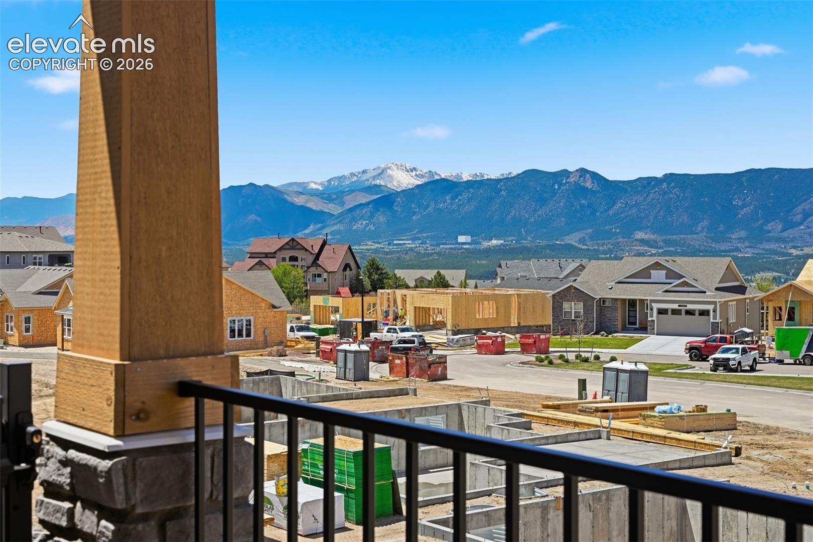 Listing photo 36 for 16300 Monument Rock Court