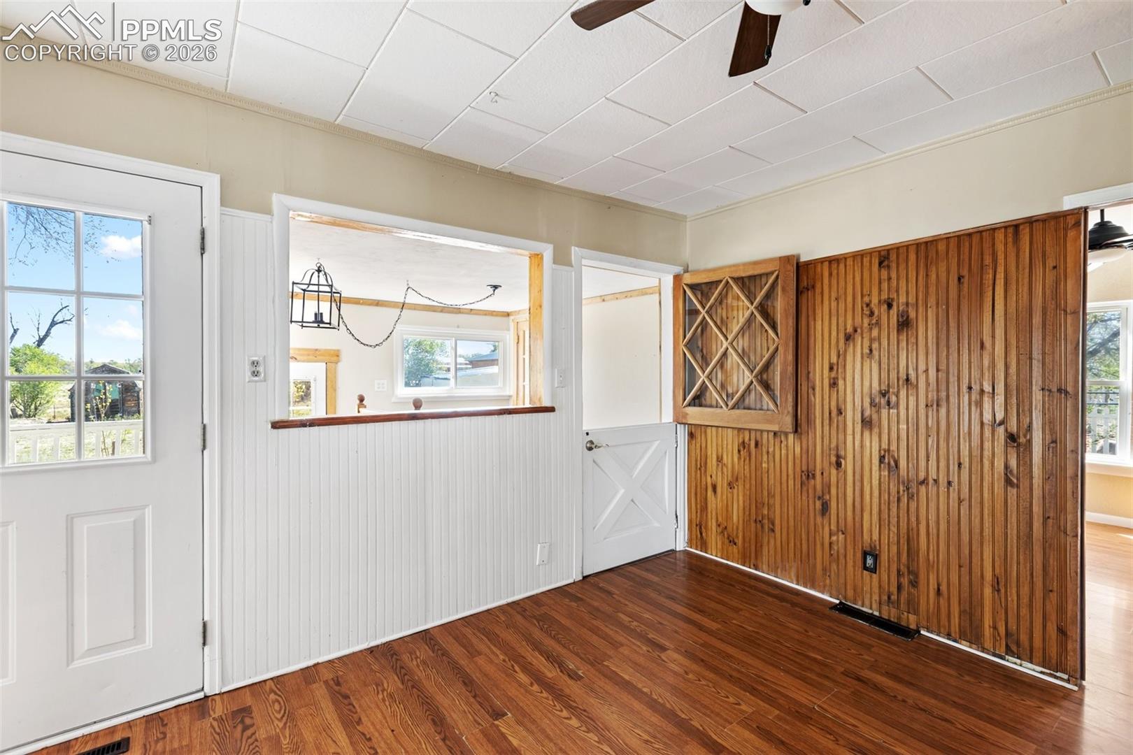 Listing photo 10 for 10355 Link Road