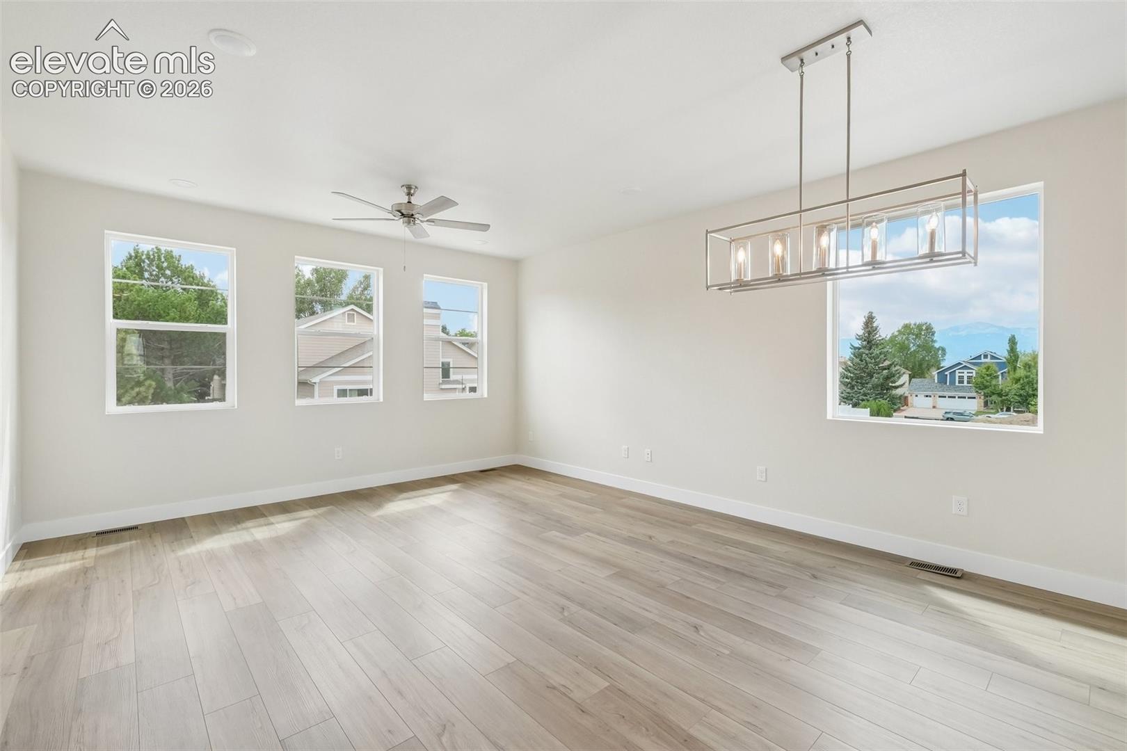 Listing photo 6 for 3005 Curly Grove