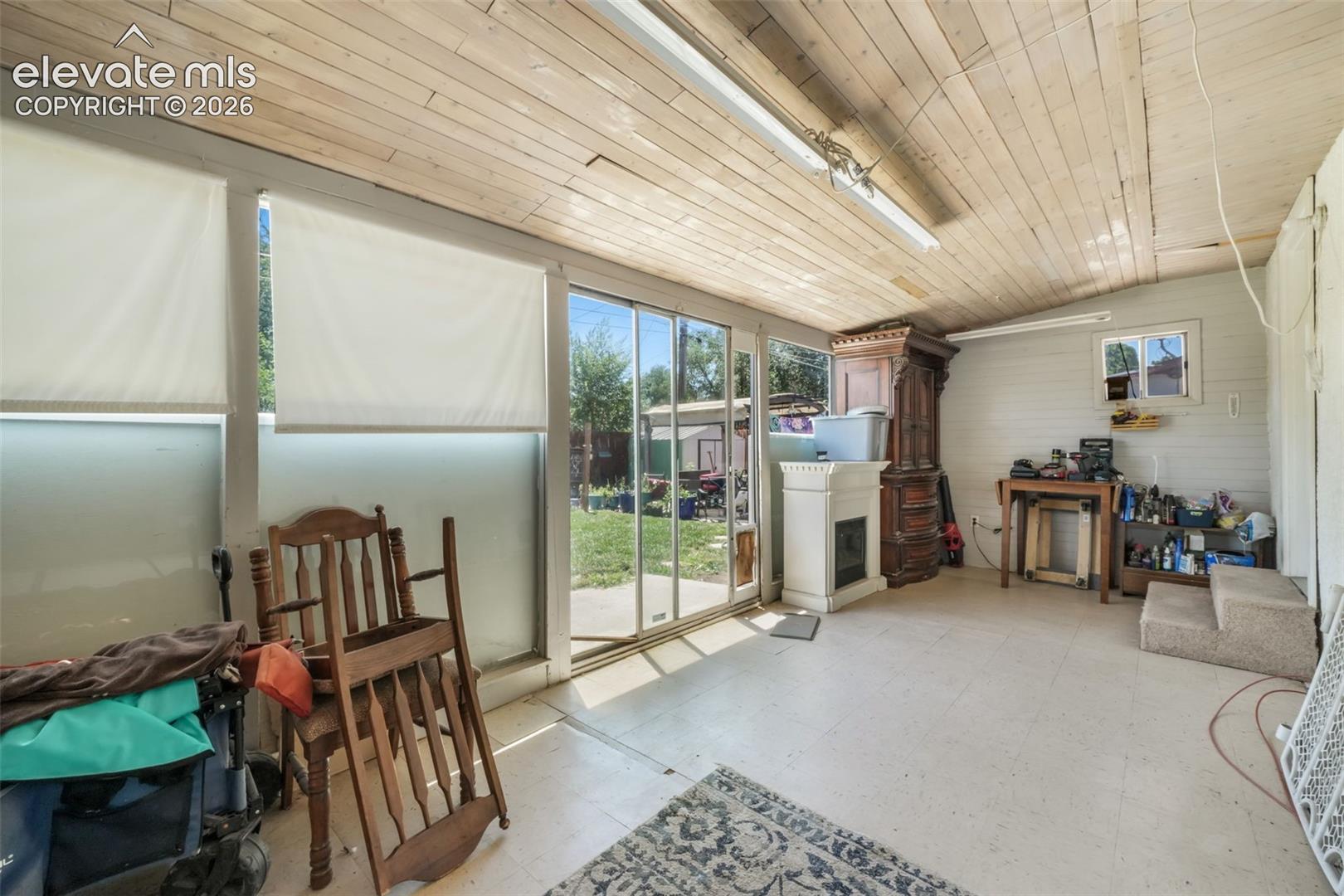 Listing photo 34 for 3506 Lancaster Drive