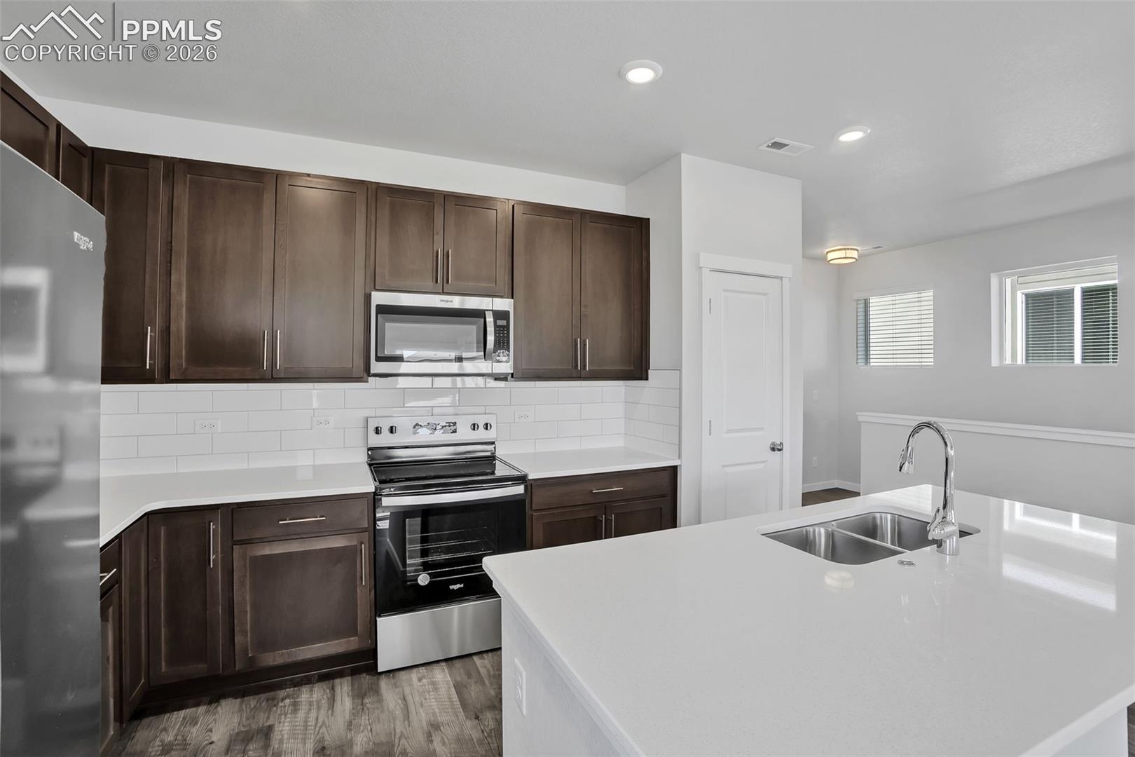 Listing photo 7 for 13669 Flurry Heights