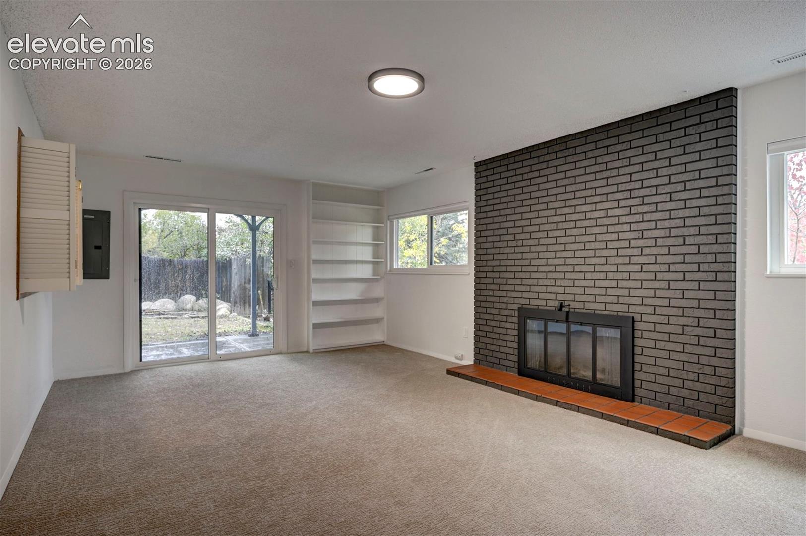 Listing photo 39 for 1018 Zodiac Drive