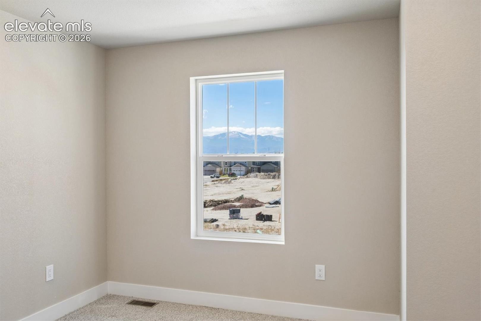 Listing photo 20 for 7931 Grey Bark Way