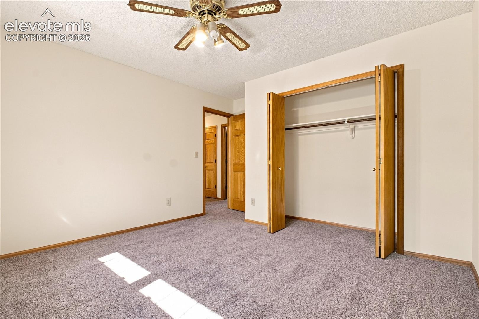 Listing photo 23 for 435 W Woodmen Road