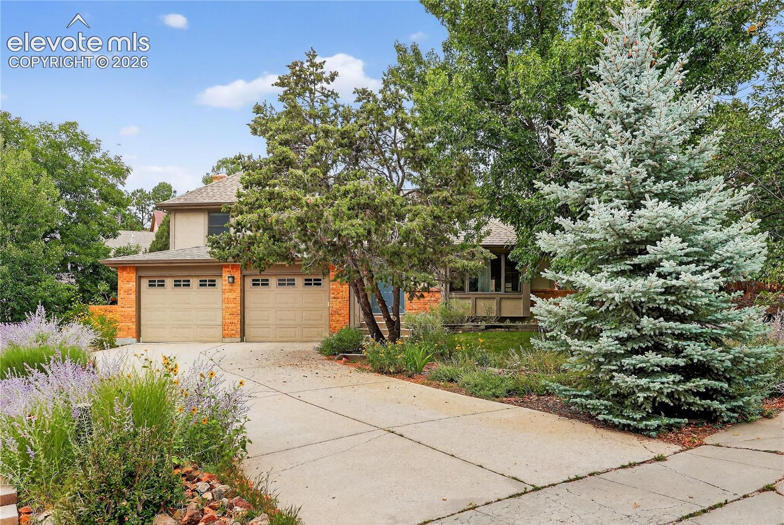 920 N Grey Eagle Circle — listing photo