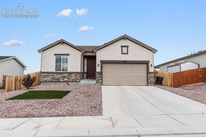2209 Sunrise Lane — listing photo