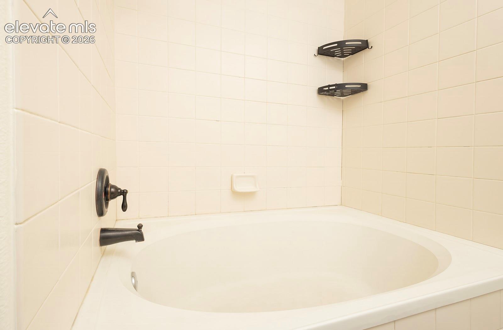 Listing photo 18 for 11136 Berry Farm Road